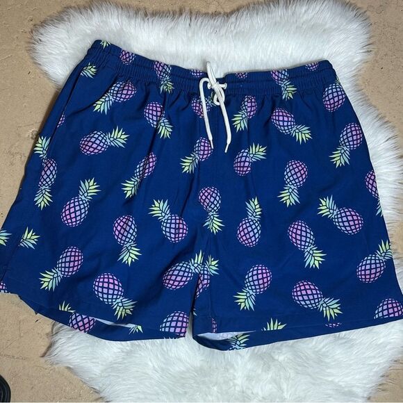 Navy Pineapple Print Athletic Shorts NWOT - Picture 5 of 9
